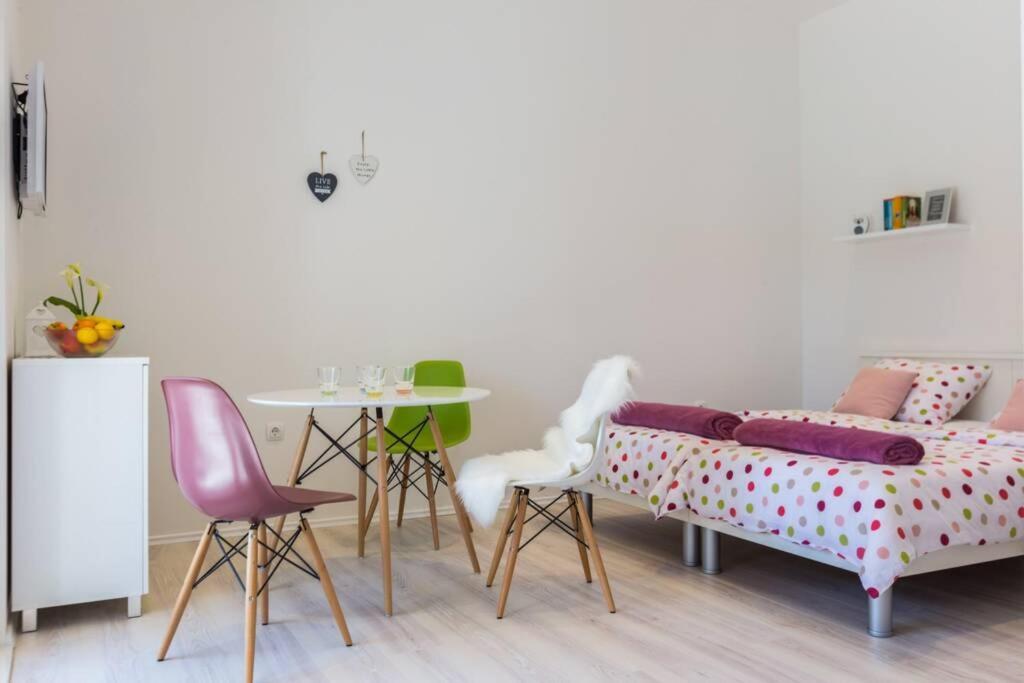 Candy Ap.-Near Center,Bus,Beach+Free Parking Place Zadar Extérieur photo